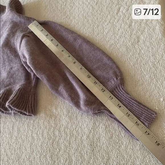 Urban Behaviour Angora Blend Cropped Ruffle Front Sweater XS NWT - Picture 8 of 9